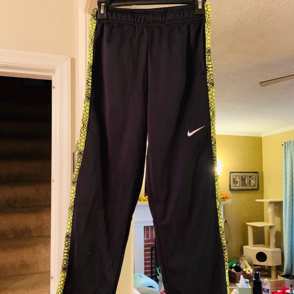 Boys Dri fit Nike pants size large